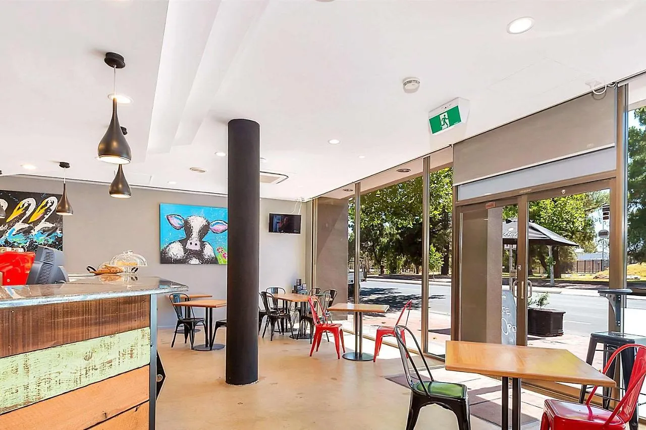 Quality Inn O'Connell Adelaide Hotel